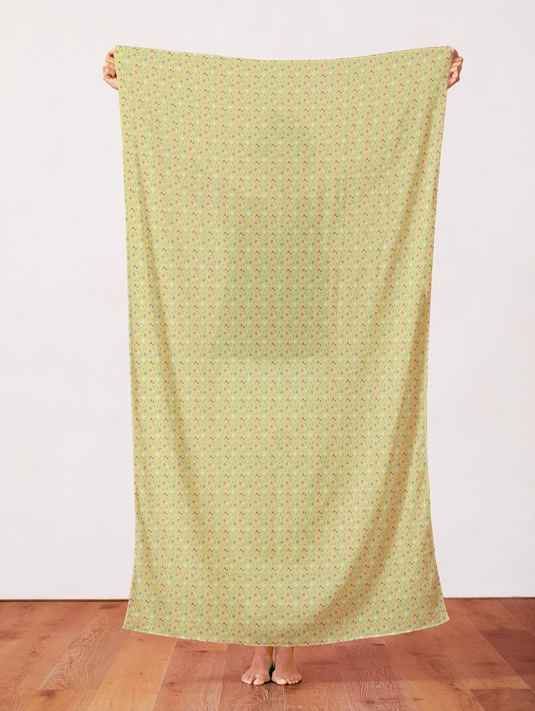 Ditsy Grass & Flowers