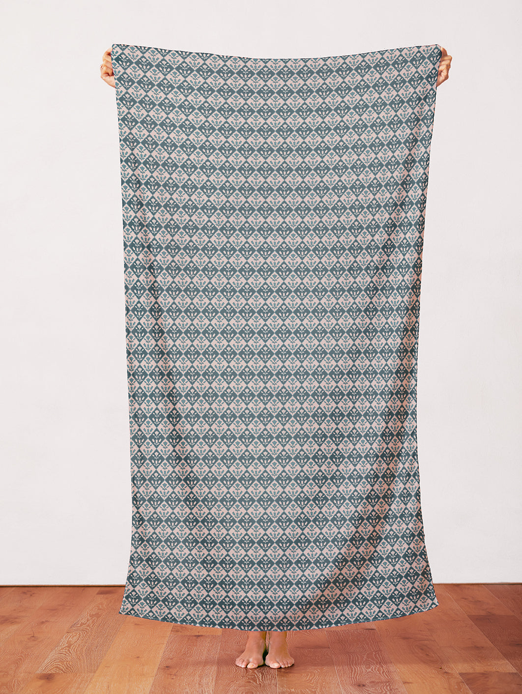 Lush Lattice - Dark Blue