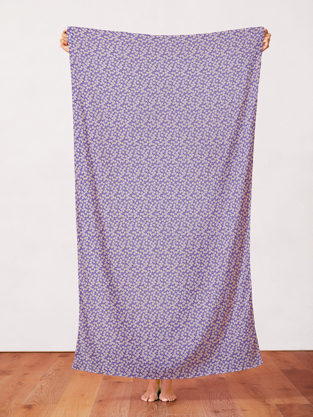 Ditsy Daisy - Light Blue