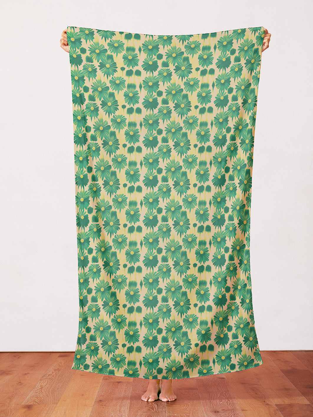 Dripping Daisies - Green on Chartreuse