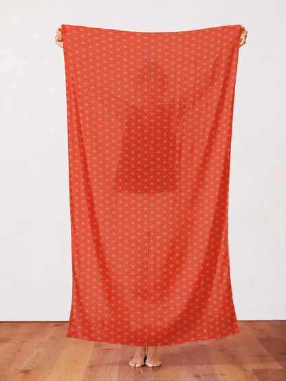 Geometric Stitches - Red/Gold