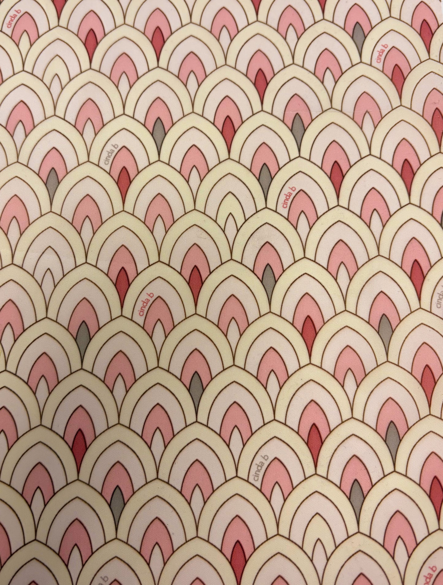 137CBSCALAIVORY- 60" Polyester