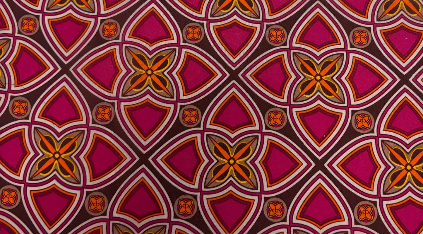 137CBFW14STAINEDGLS-60" Polyester