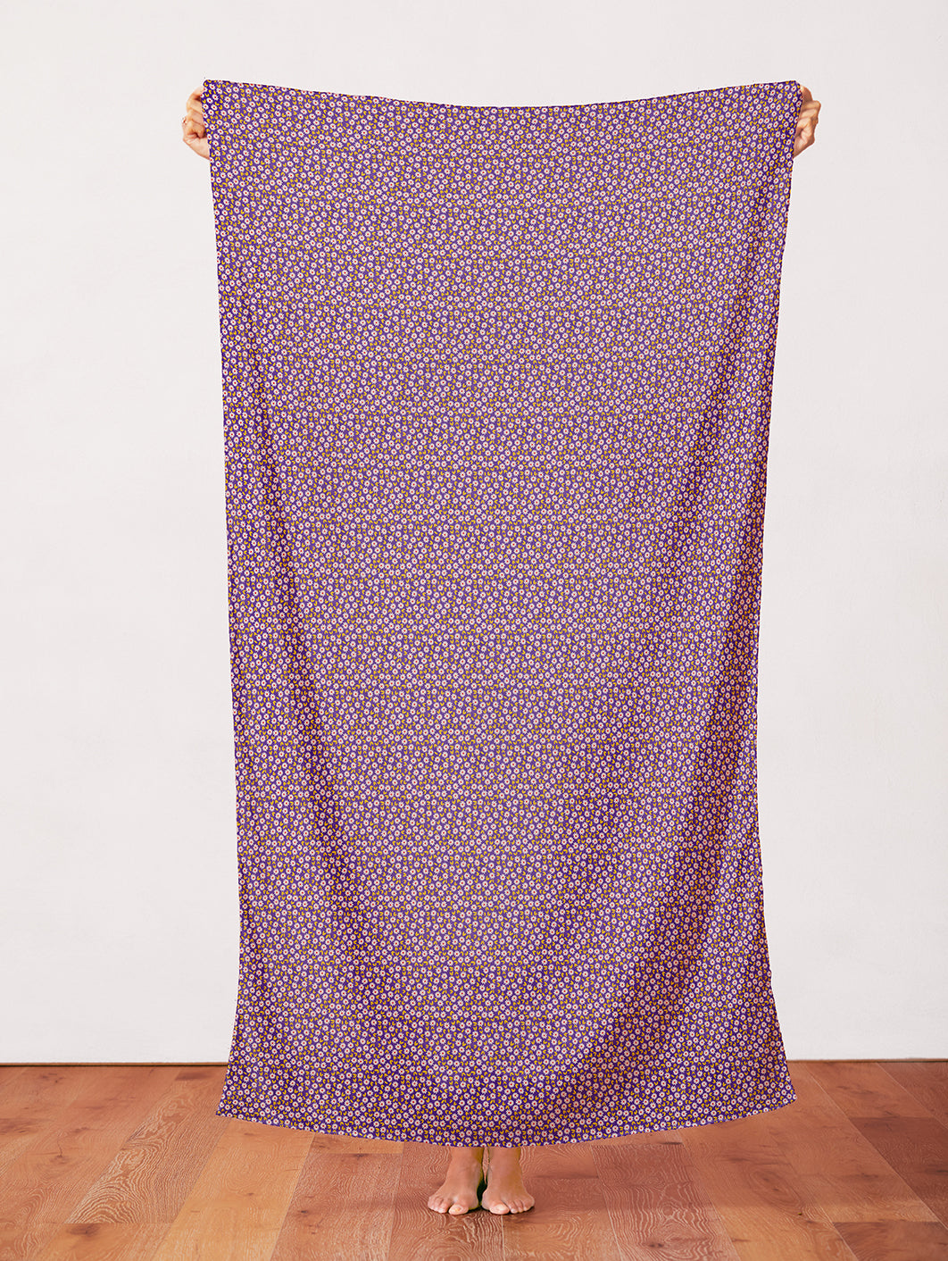 Ditsy Daisy - Dark Blue