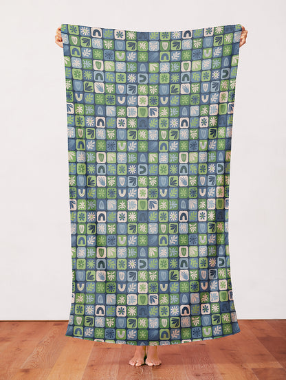 Shape Toss Grid - Blue/Green