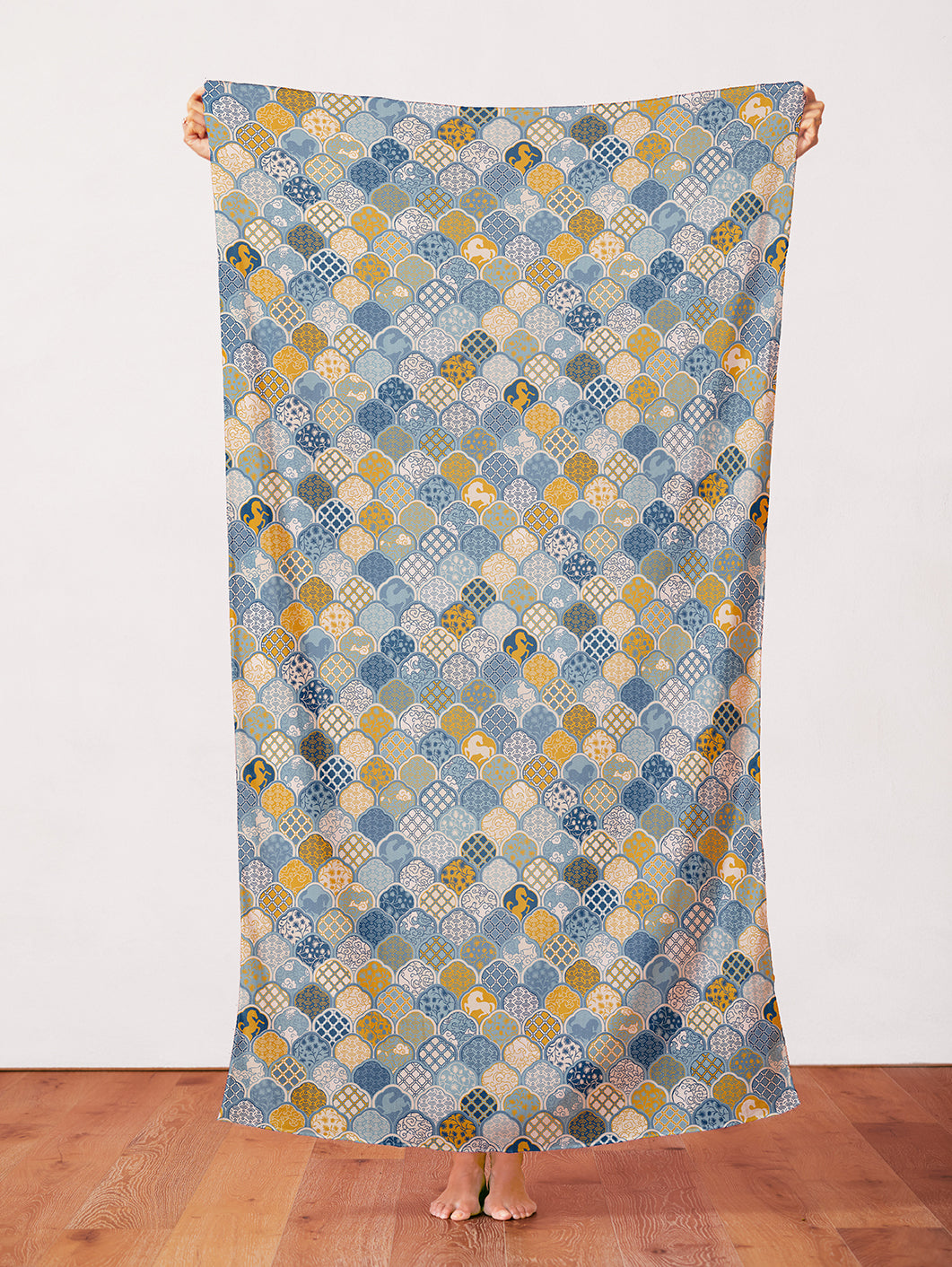 Horse Scallop - Blue/Gold