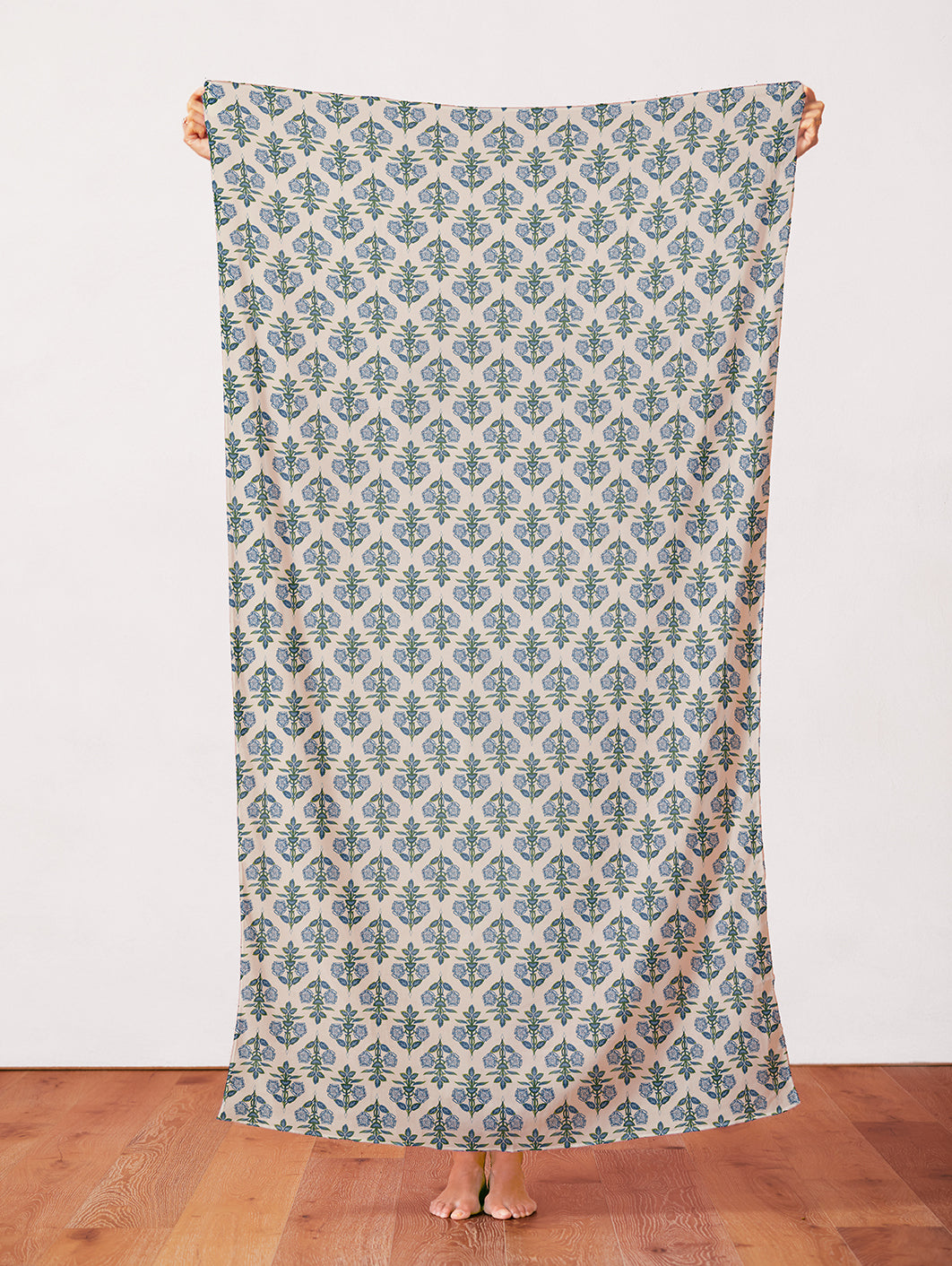 Ornamental Garden - Blue/Green