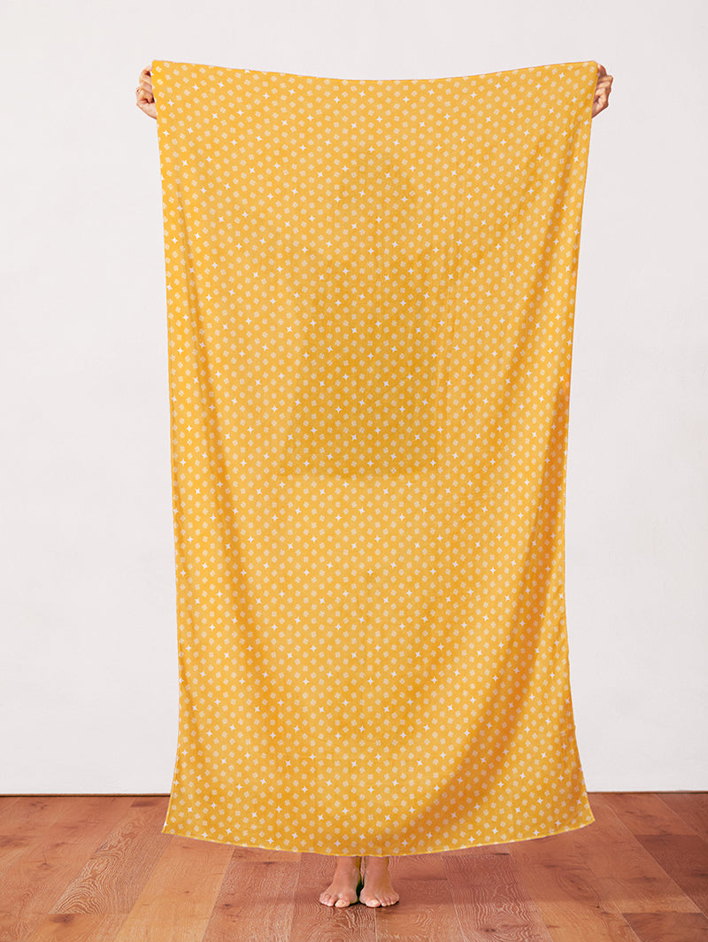 Holiday Snowflake - Black/Yellow